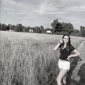 Meet your Posher, Marissa